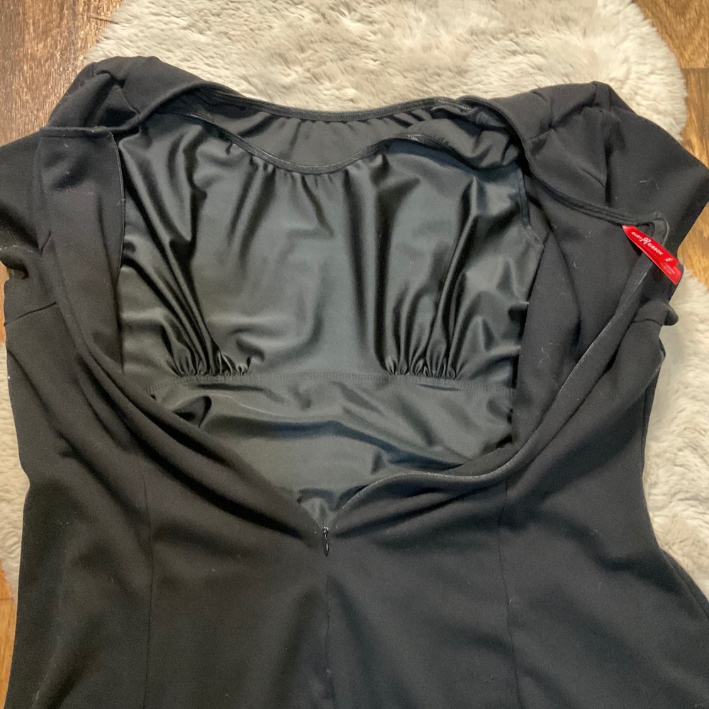 Ruby Ribbon Dress XXL Black A-Line Short Sleeve Ponte Knit Built In Shapewear - Picture 10 of 10